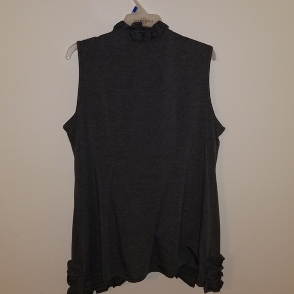 Gray Ruffled Vest - Picture 4 of 4